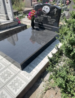 Памятник двойной 92
